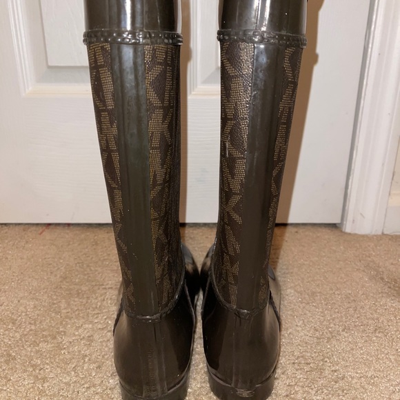 Michael Kors Boots - Picture 3 of 4